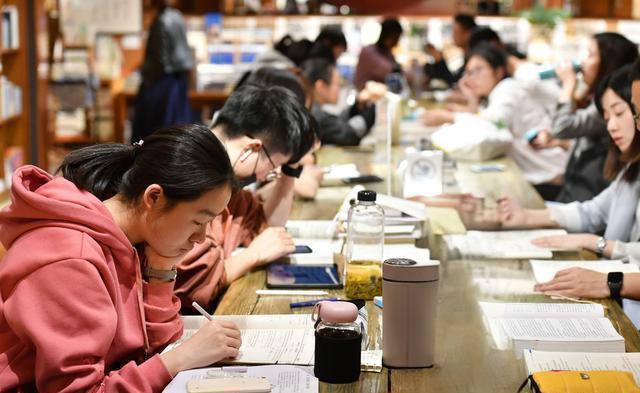 G4教育德育语文数学外语幼教教改《教师》期刊：发表论文投征稿