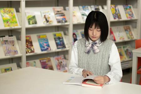 文化文学影视作品文学诗歌创意写作《芒种》期刊：发表论文投征稿