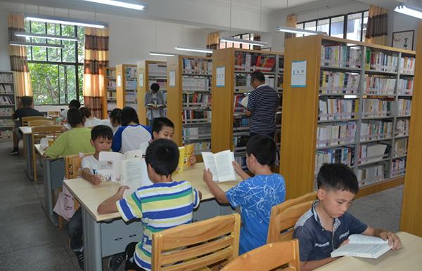 评优评先评职称发表论文投稿：文学类学术期