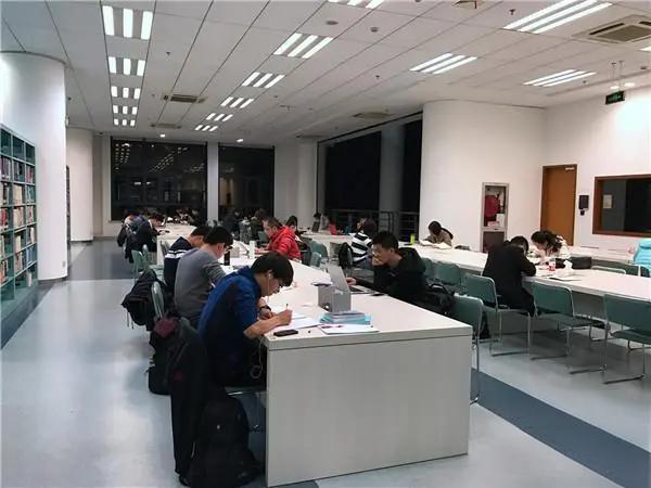 酒店旅游管理学术论文发表指南：精选期刊杂