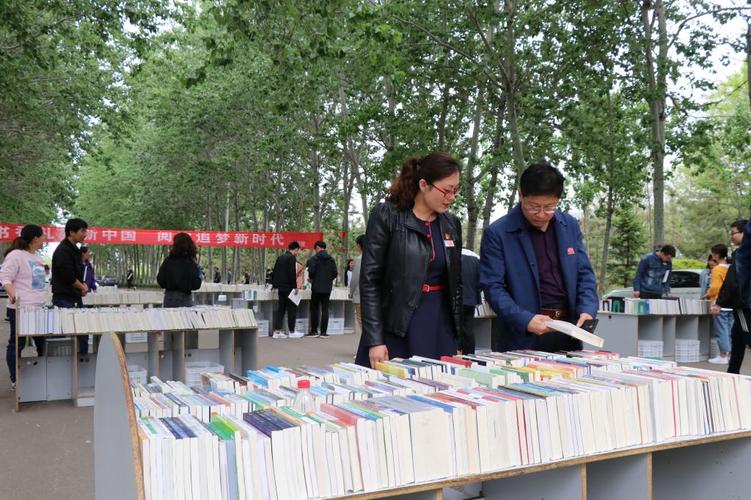 工艺美术师职称评审加分项：现代艺术设计学术专著教材合著署名出书出版优势